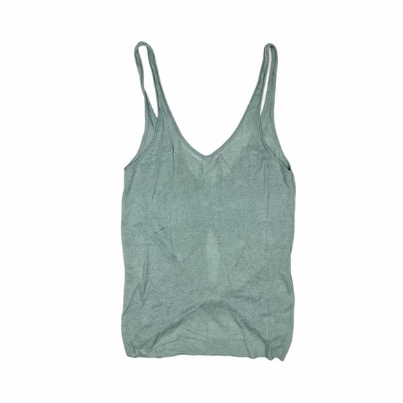 Lululemon tank - Picture 3 of 3